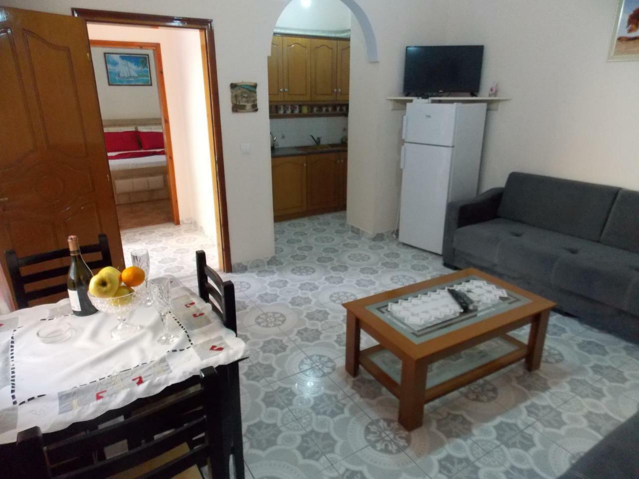 סרנדה Apartment Dejvi מראה חיצוני תמונה