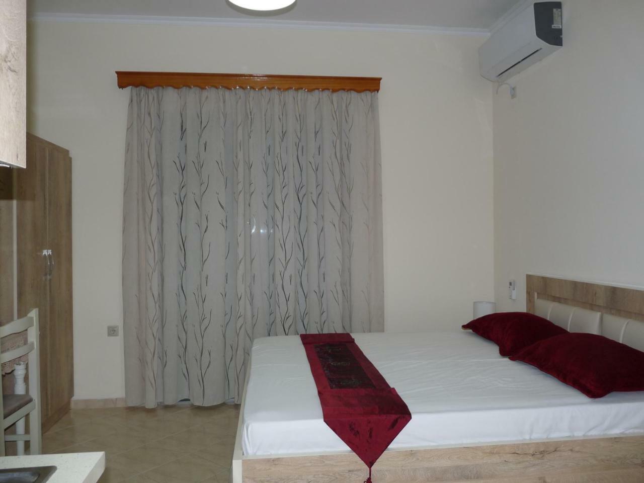סרנדה Apartment Dejvi מראה חיצוני תמונה
